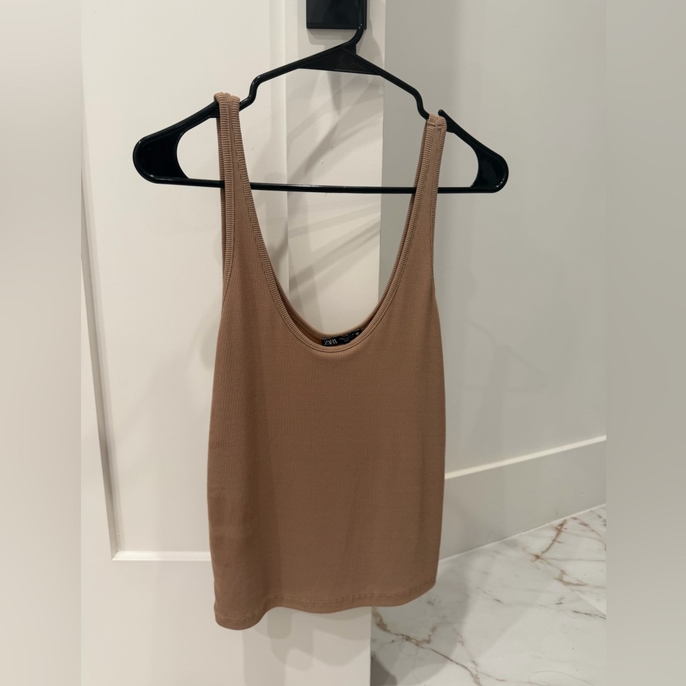 Zara ribbed tank size small never worn